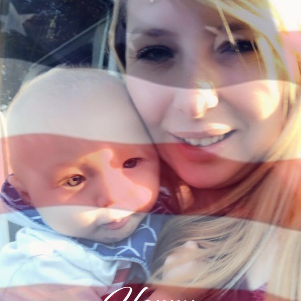 Meet your Posher, Holly